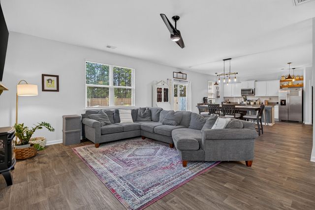 384 Bering Lane, Summerville, SC 29486