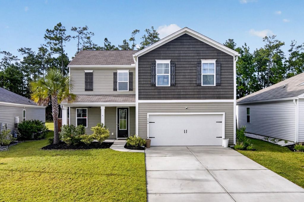 384 Bering Lane, Summerville, SC 29486