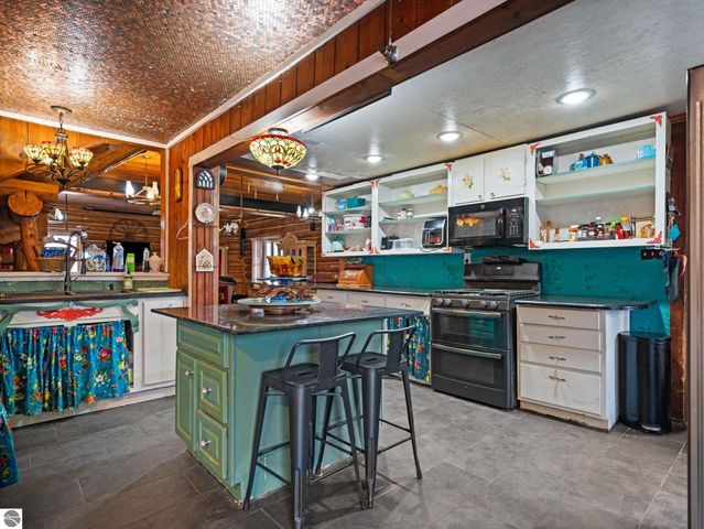 6757 19 Mile Road, Marion, MI 49665