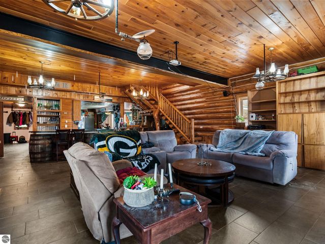 6757 19 Mile Road, Marion, MI 49665