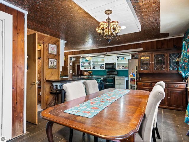6757 19 Mile Road, Marion, MI 49665