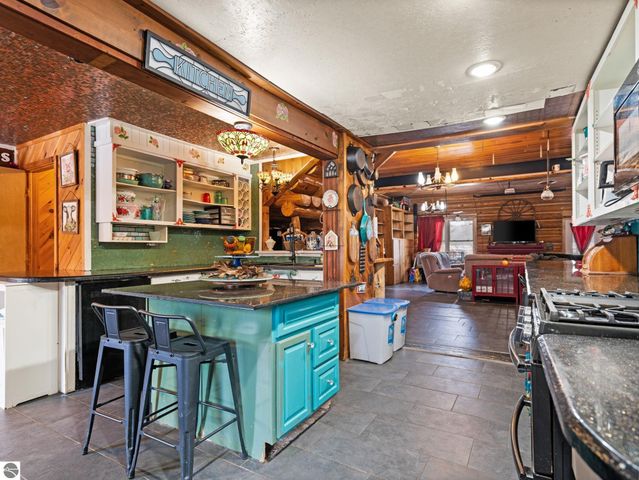 6757 19 Mile Road, Marion, MI 49665