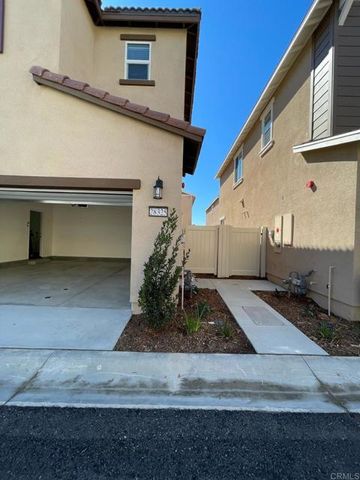28325 Via Moscotel, Temecula, CA 92591