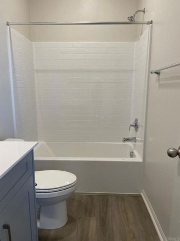 28325 Via Moscotel, Temecula, CA 92591