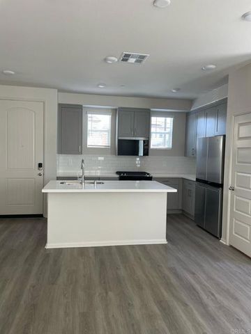 28325 Via Moscotel, Temecula, CA 92591