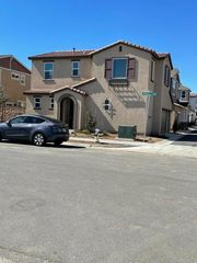 28325 Via Moscotel, Temecula, CA 92591