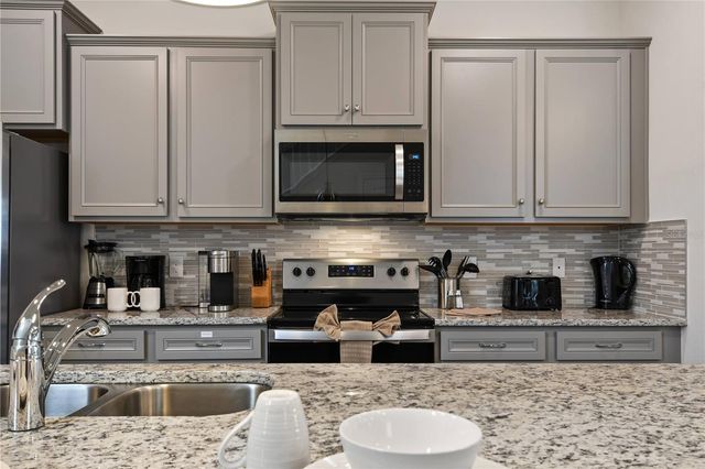 1707 KONA LANE, Davenport, FL 33897