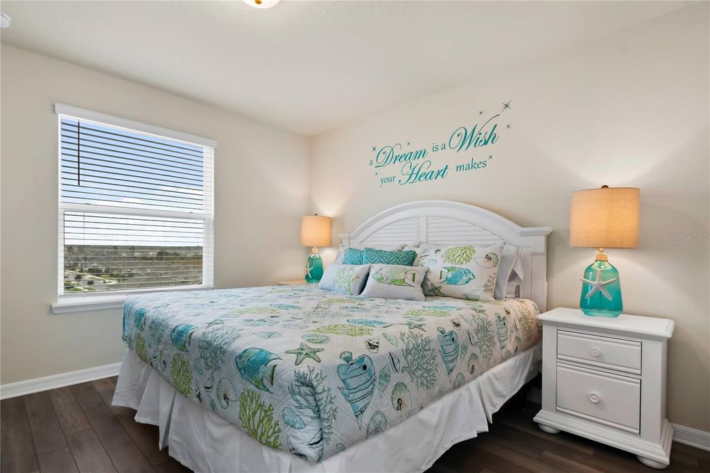 Image 27 of property listing at 1707 KONA LANE, Davenport, FL 33897