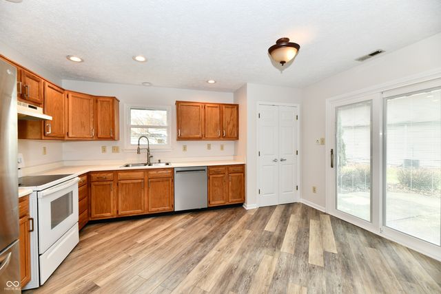 106 Tracy Ridge Boulevard, Whiteland, IN 46184