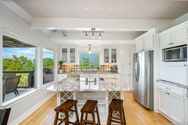 361 Riviera Dr., Canyon Lake, TX 78133