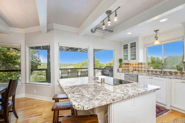 361 Riviera Dr., Canyon Lake, TX 78133