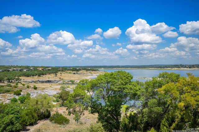 361 Riviera Dr., Canyon Lake, TX 78133