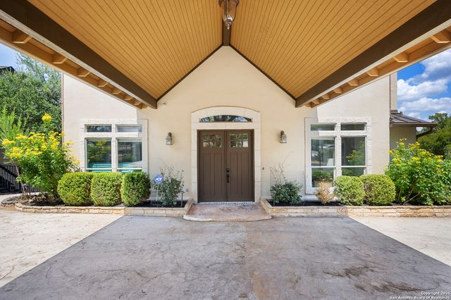 361 Riviera Dr., Canyon Lake, TX 78133