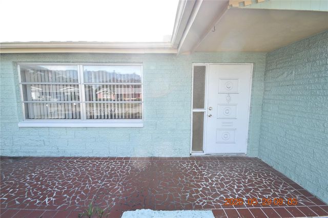 10816 PICCADILLY ROAD, Port Richey, FL 34668