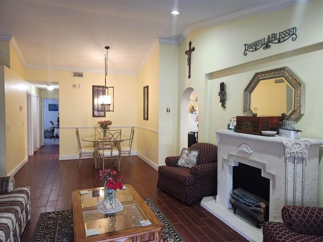 120 NW 189th Avenue NW, Pembroke Pines, FL 33029