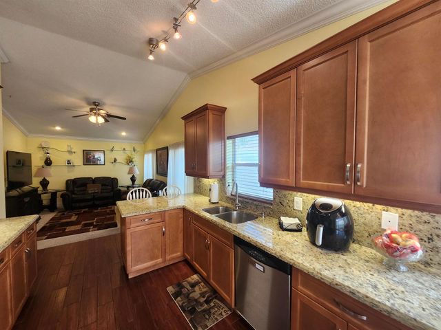 120 NW 189th Avenue NW, Pembroke Pines, FL 33029
