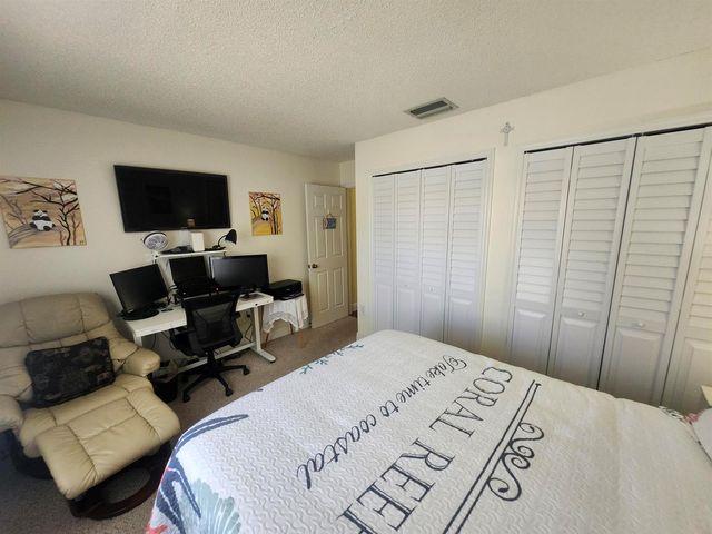 120 NW 189th Avenue NW, Pembroke Pines, FL 33029