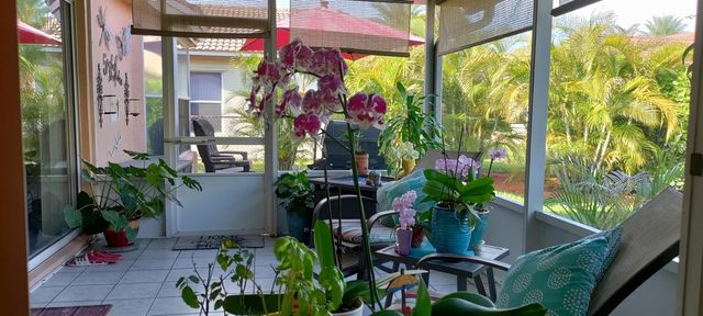 120 NW 189th Avenue NW, Pembroke Pines, FL 33029