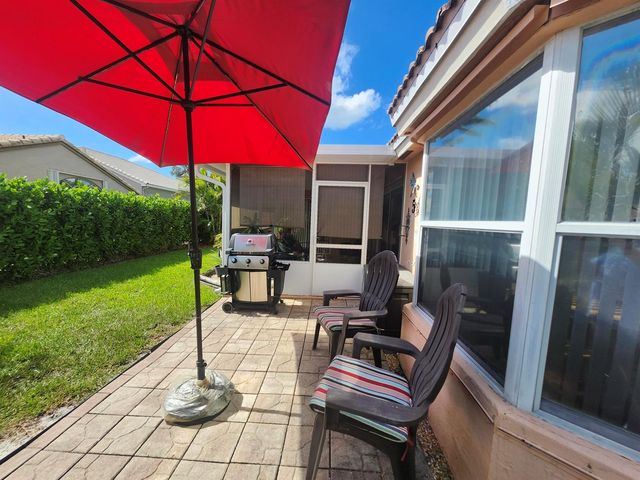 120 NW 189th Avenue NW, Pembroke Pines, FL 33029