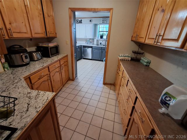 332 Hatley Bean Street, Ardmore, OK 73401