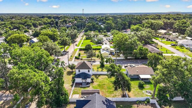 14107 17TH STREET, Dade City, FL 33525