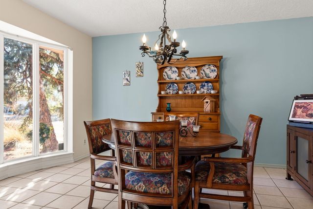 7601 Vista Del Arroyo Avenue NE, Albuquerque, NM 87109