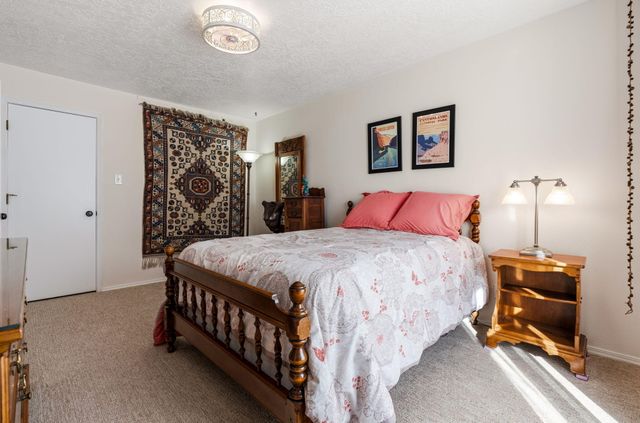 7601 Vista Del Arroyo Avenue NE, Albuquerque, NM 87109