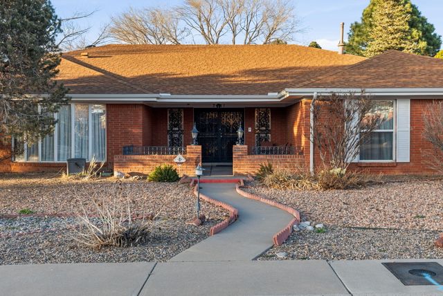 7601 Vista Del Arroyo Avenue NE, Albuquerque, NM 87109