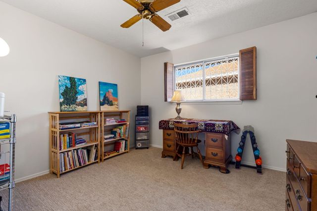 7601 Vista Del Arroyo Avenue NE, Albuquerque, NM 87109