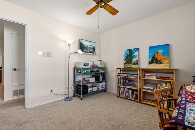 7601 Vista Del Arroyo Avenue NE, Albuquerque, NM 87109