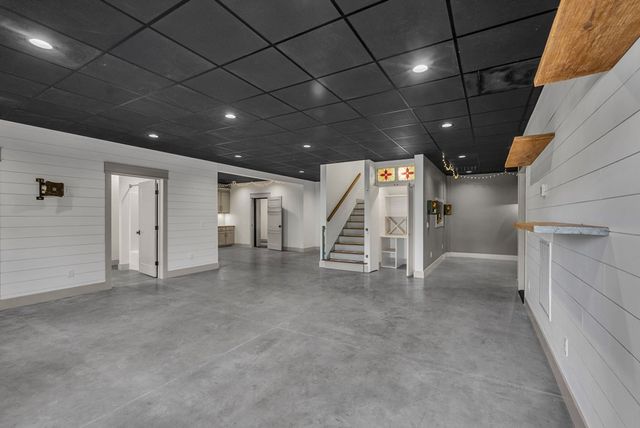 1671 Golf Ln, Livingston, TN 38570