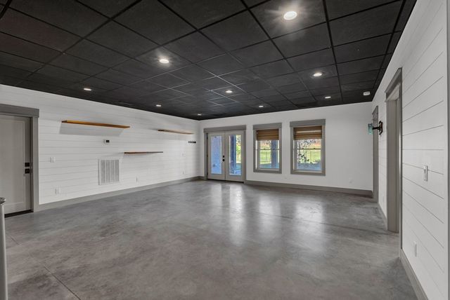 1671 Golf Ln, Livingston, TN 38570