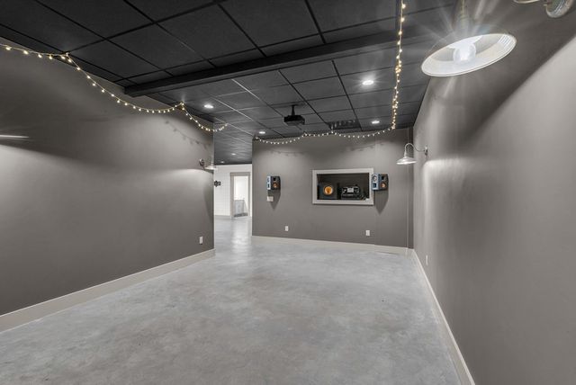 1671 Golf Ln, Livingston, TN 38570