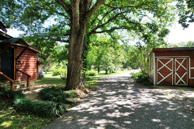 47 Stephens Lane, Signal Mountain, TN 37377