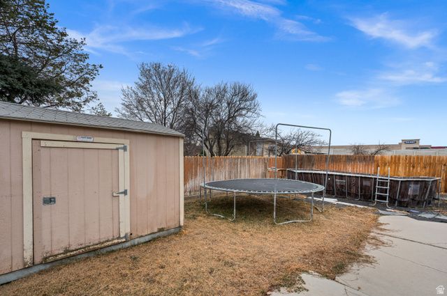 7106 S ANGELSEA DR, West Jordan, UT 84084