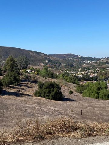 1320 Richland Rd, San Marcos, CA 92069