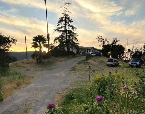 1320 Richland Rd, San Marcos, CA 92069