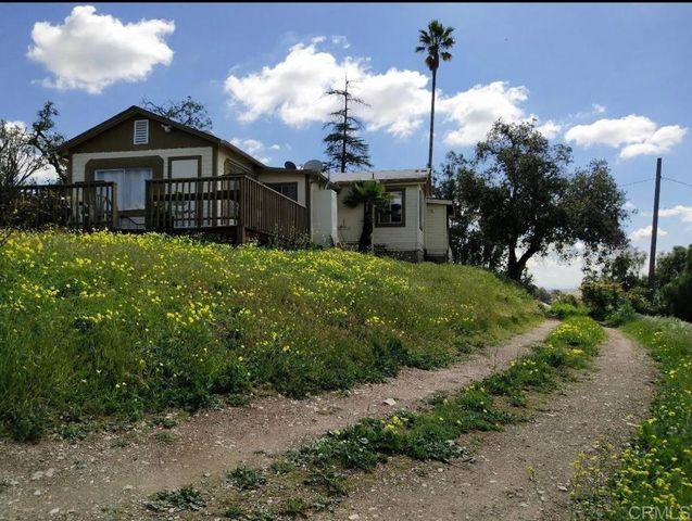 1320 Richland Rd, San Marcos, CA 92069