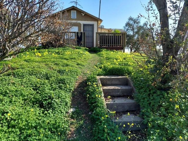1320 Richland Rd, San Marcos, CA 92069