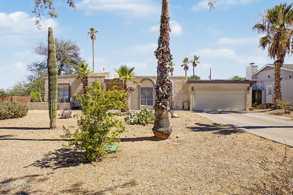 1132 E Village Cir Drive N, Phoenix, AZ 85022 — photo 2