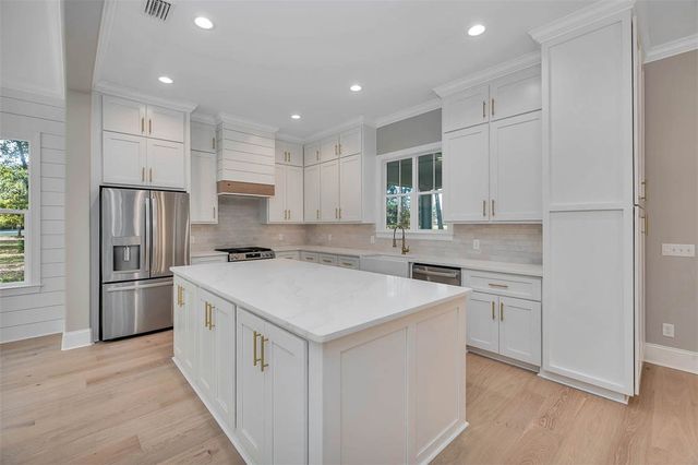 1479 Sanctuary Wynd, Waverly, GA 31565