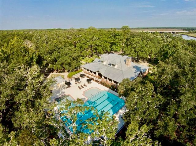 1479 Sanctuary Wynd, Waverly, GA 31565