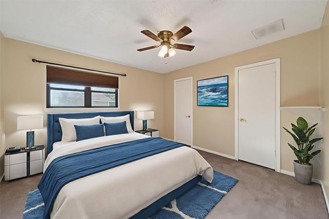 5934 Theall Road, Houston, TX 77066