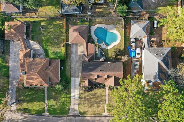 5934 Theall Road, Houston, TX 77066