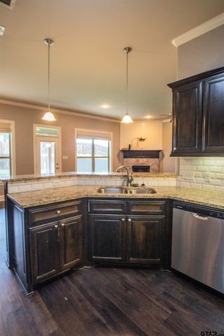 222 Bois D Arc Dr, Bullard, TX 75757