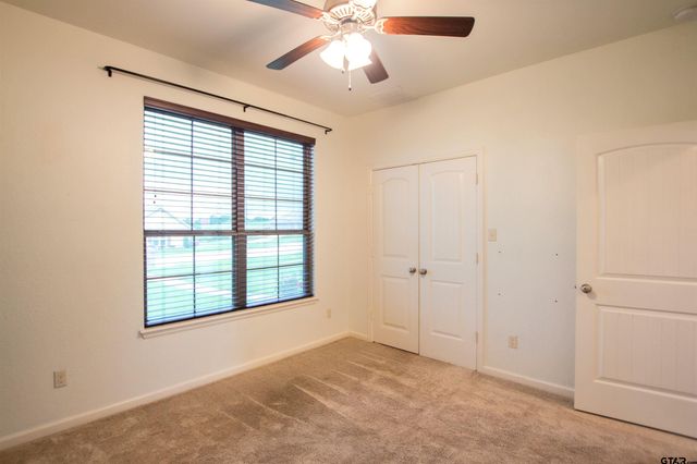 222 Bois D Arc Dr, Bullard, TX 75757