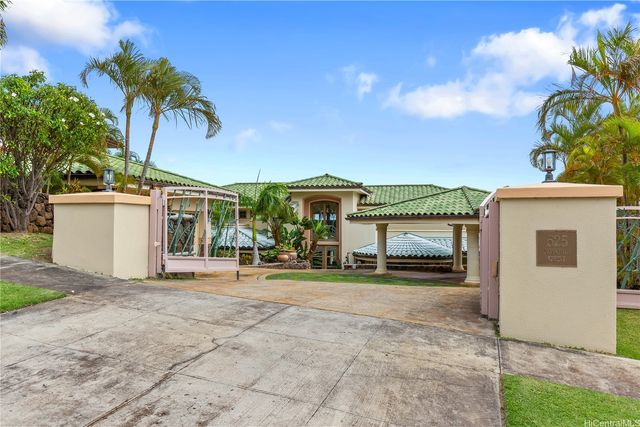 525 Moaniala Street, Honolulu, HI 96821