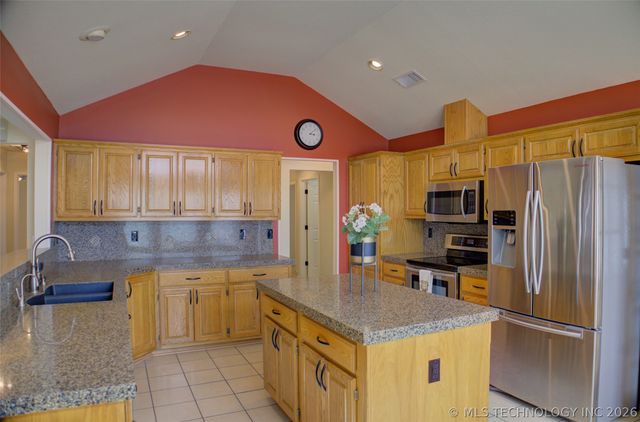 4308 W Detroit Street, Broken Arrow, OK 74012