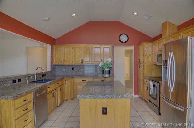 4308 W Detroit Street, Broken Arrow, OK 74012