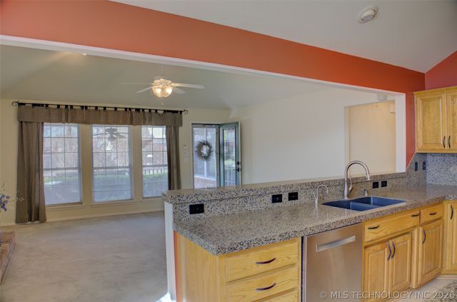 4308 W Detroit Street, Broken Arrow, OK 74012